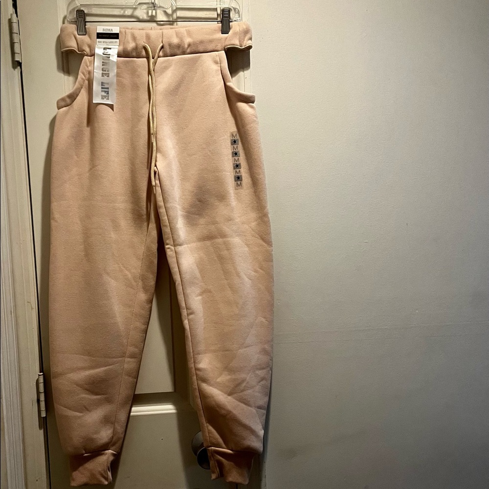 NWT Roma by Rosee the perfect jogger with open sides.